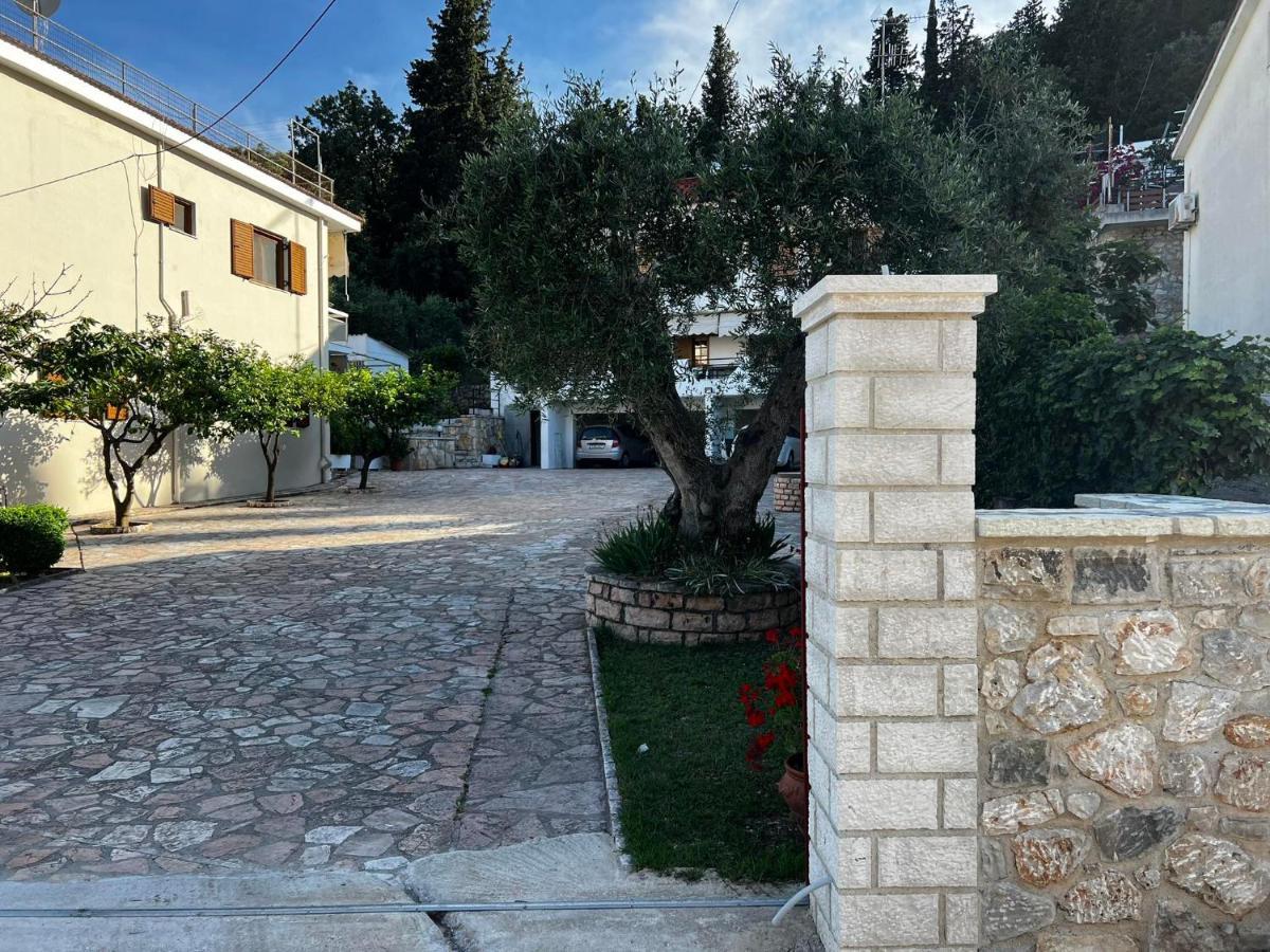 Dionysus Sivota Center Aparthotel Ngoại thất bức ảnh